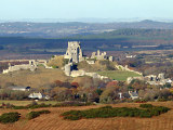 Zbořit Corfe Castle? To je marné …