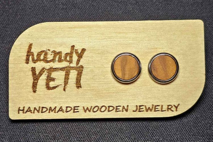 Malé dřevěné náušnice z olivového dřeva